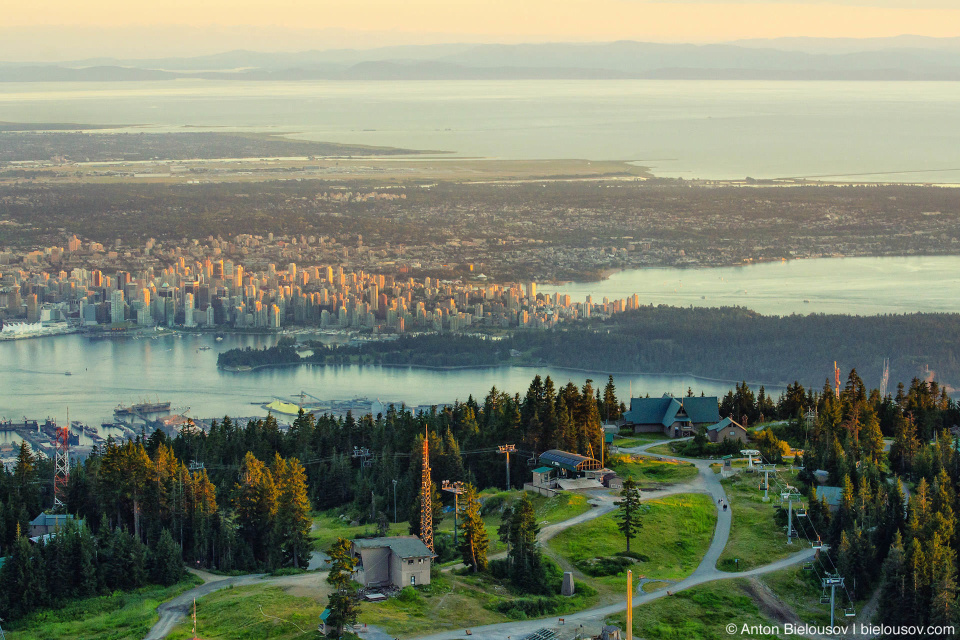 Вид на Ванкувер с Grouse Mountain