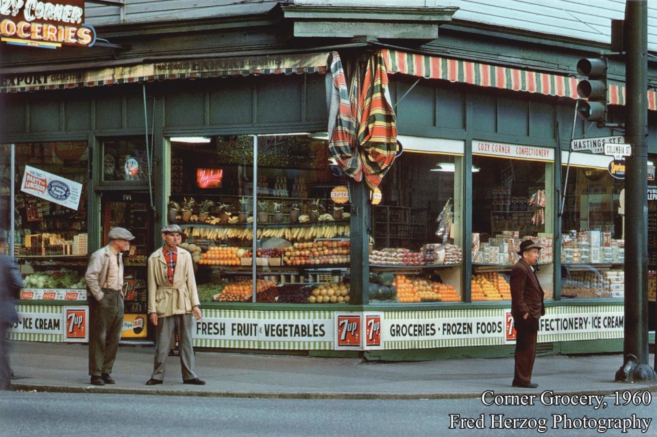 Бакалейный магазин на Восточном Хастингсе, 1968 год. (© Fred Herzog)