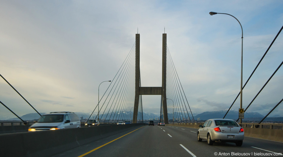 Alex Fraser Bridge (New Westminster to Surrey in Vancouver,BC)