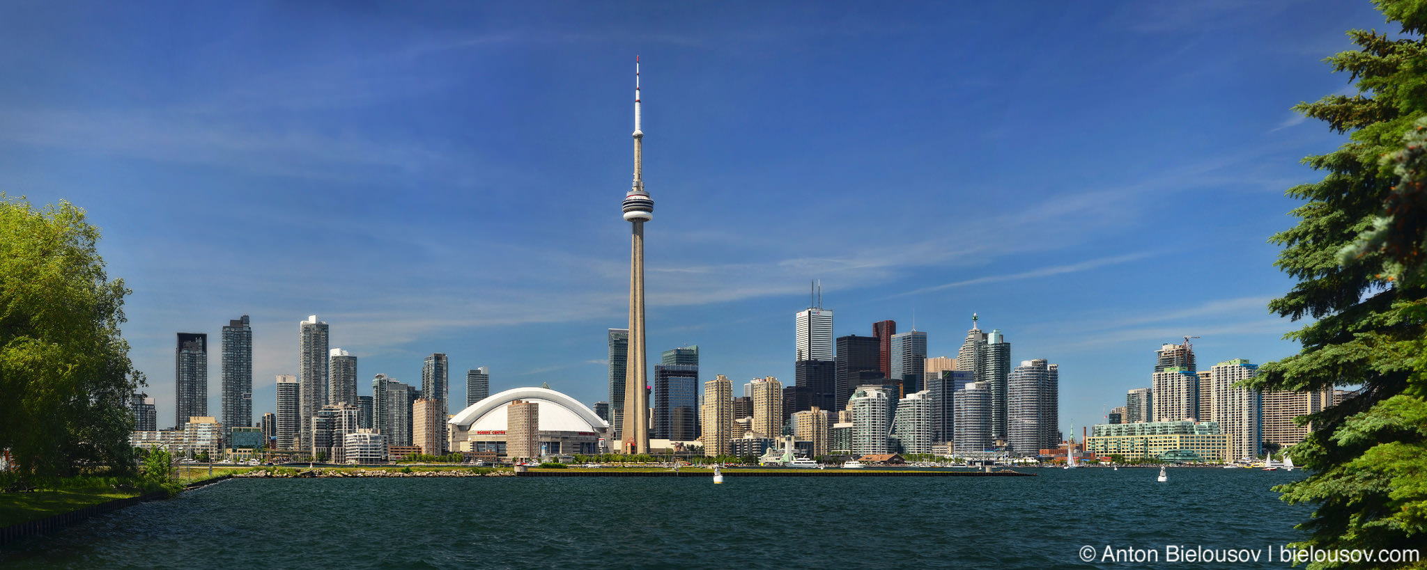 Скачать панораму Торонто в большом разрешении Free 67MP Toronto Skyline Noon Panorama (Creative Commons)